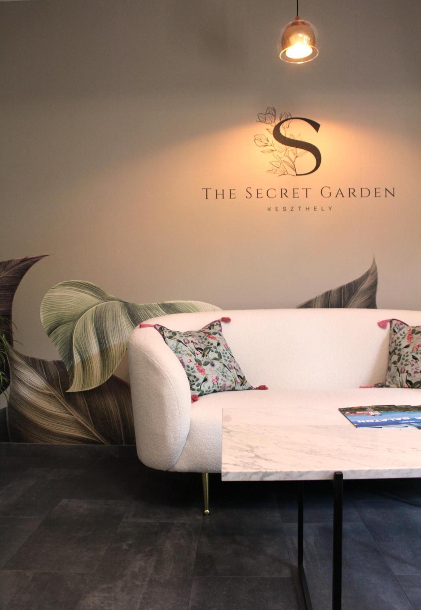مبيت وإفطار The Secret Garden - كيستاي المظهر الخارجي الصورة
